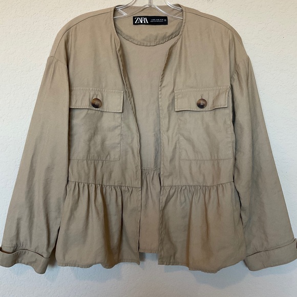 Zara Ruffled Peplum Open Front Oversized Safari Khaki Color Shacket Jacket XS - Picture 6 of 16